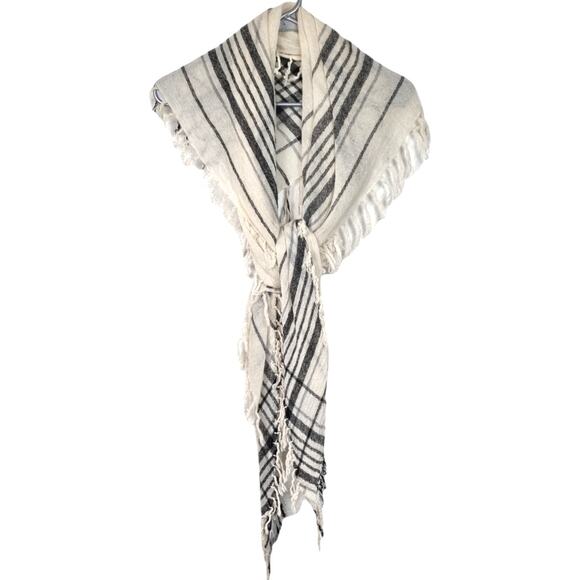 Madewell Plaid Triangle Wool Scarf - Picture 3 of 6